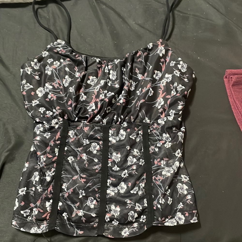SHEIN Seam front Ditsy Floral Mesh Top
